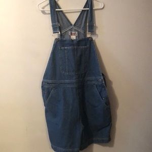Bill Blass Jean Shorts overalls size L new con.